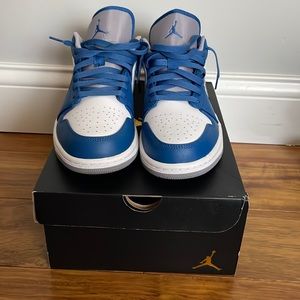 Jordan 1 low true blue size 9 mens